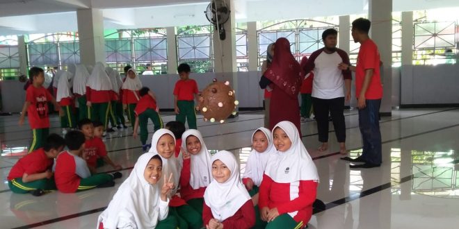 HUT RI KE 73 SDS. MUNAM SDS 06 Muhammadiyah Tebet Timur